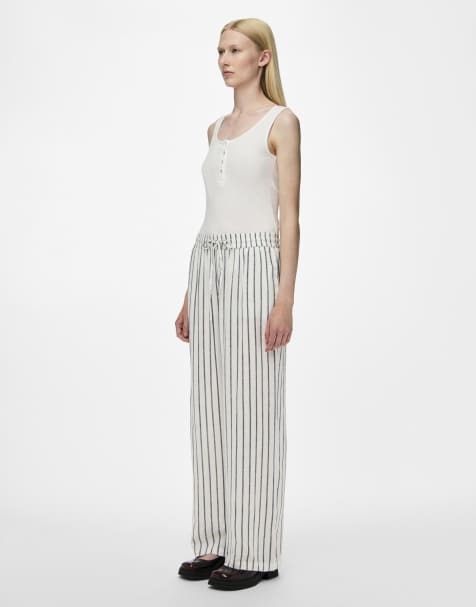 Pieces Wide-leg trousers in cream