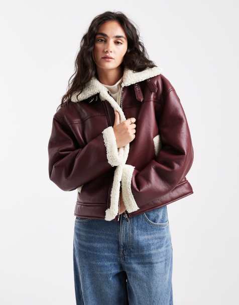 Pieces leather look and borg mix short jacket in burgundy