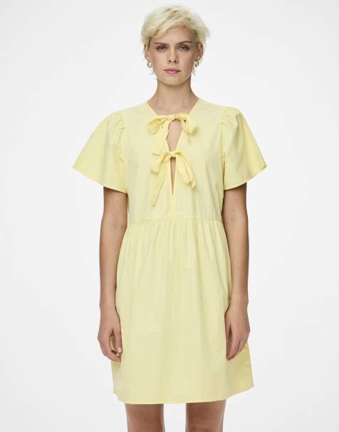 Pieces – Kurzärmliges Kleid in sanftem Gelb - view 1