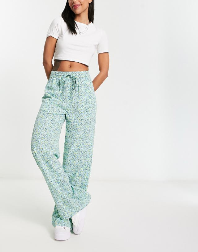 Pieces - lamina wide leg trouser co-ord in print