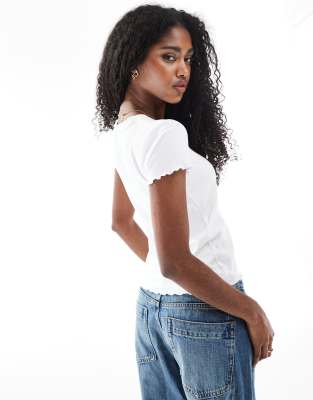 Shop Pieces Lettuce Edge T-shirt In White