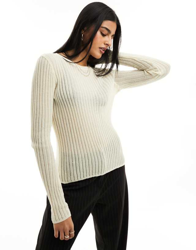 Pieces - lightweight knitted top with lettuce edging in cream