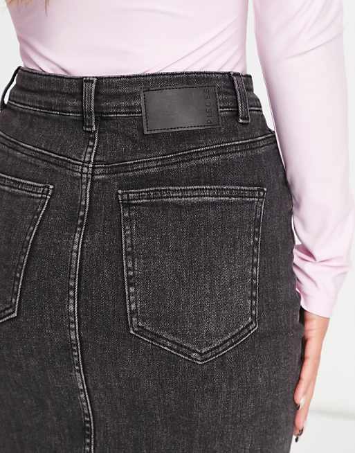 Lili Crossover Denim Skirt Lili Crossover Denim Skirt