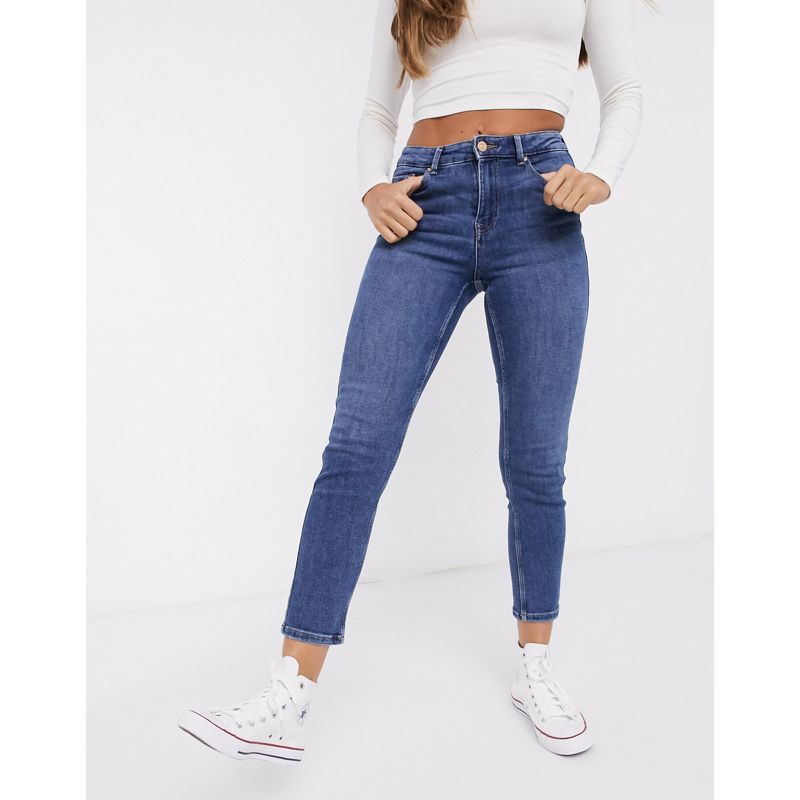 Pieces - Lili - Mom jeans slim in misto cotone organico a vita medio-alta lavaggio blu medio