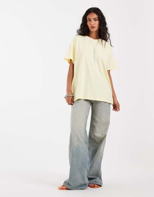 Pieces limoncello oversized graphic t-shirt in pastel yellow, 2 of 4