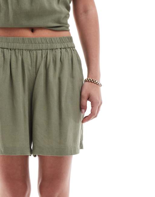 Pieces linen touch shorts in lichen green - part of a set, 4 of 5