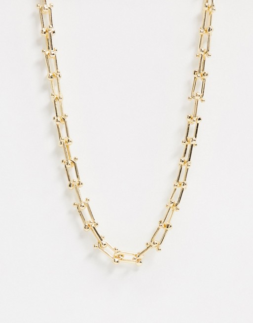Pieces links chain necklace in gold