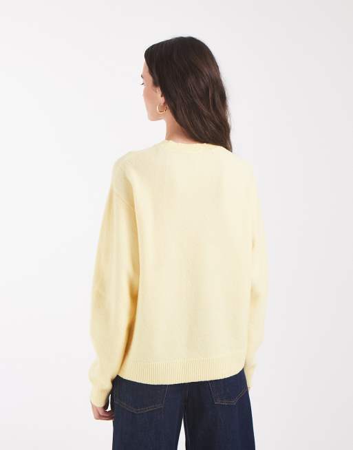 Pieces long sleeve oversized knitted jumper in pastel yellow  , 4 of 4