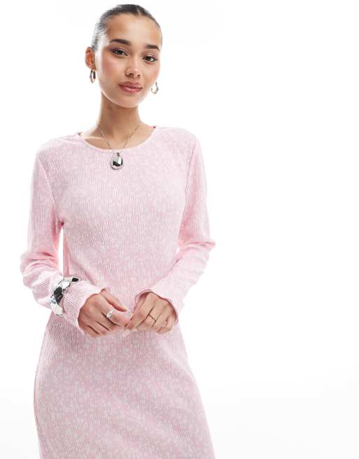 Pieces long sleeve plisse midi dress in ditsy pink floral print