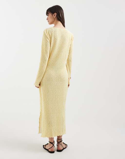 Pieces long sleeve plisse midi dress in ditsy yellow floral print, 4 of 4
