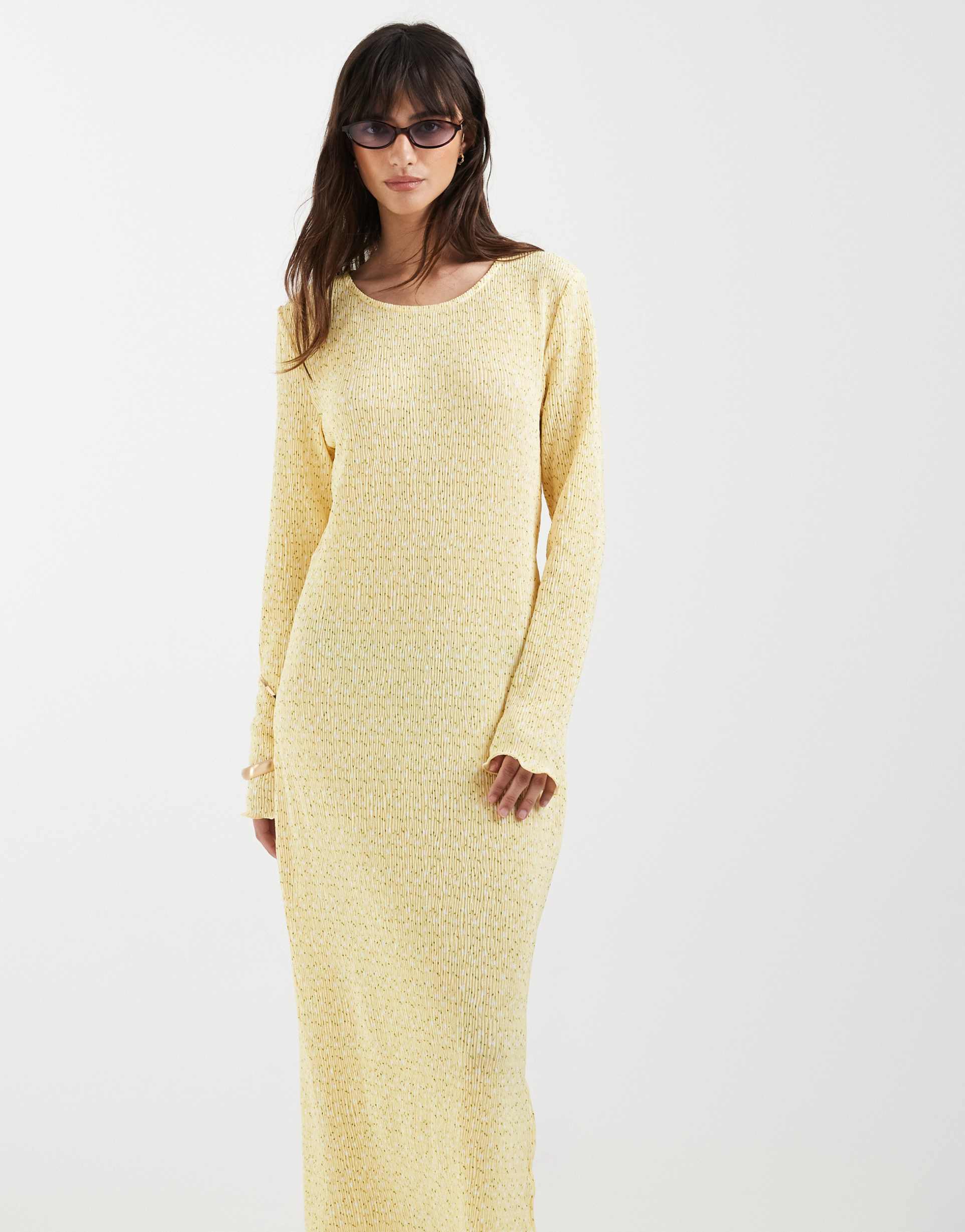 pieces long sleeve plissé midi dress in yellow micro floral print