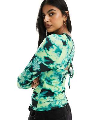 Pieces long sleeved tie dye jersey top in blue print