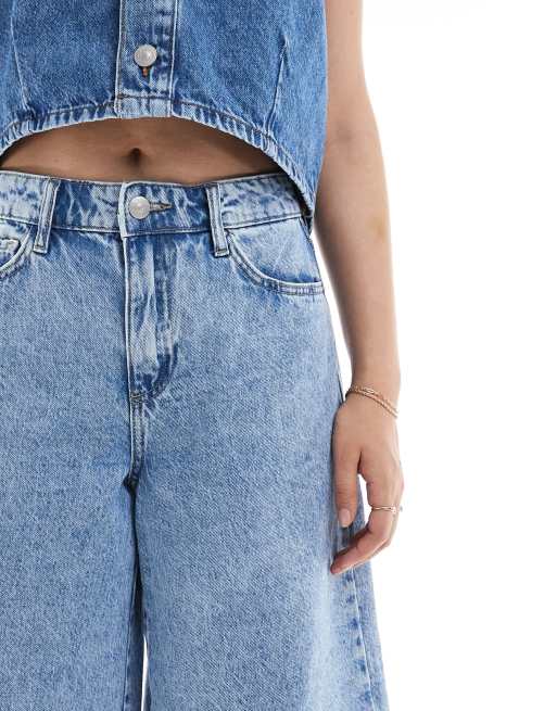 Pieces longline denim shorts in mid blue, 4 of 5