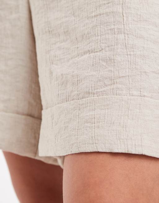 Pieces longline tailored linen-look shorts co-ord in cream, 3 of 5