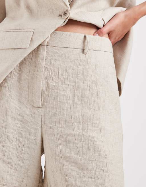 Pieces longline tailored linen-look shorts co-ord in cream, 5 of 5