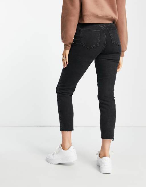 Black raw hem shop straight leg jeans