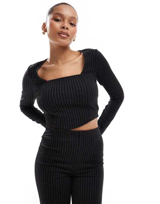 Pieces - Maglia a maniche lunghe in jersey nero gessato in coordinato