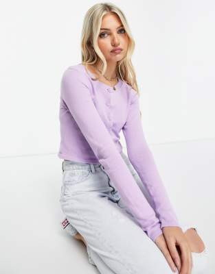 Pieces – Maiken – Langärmlige Strickjacke mit kurzem Schnitt in Orchidee