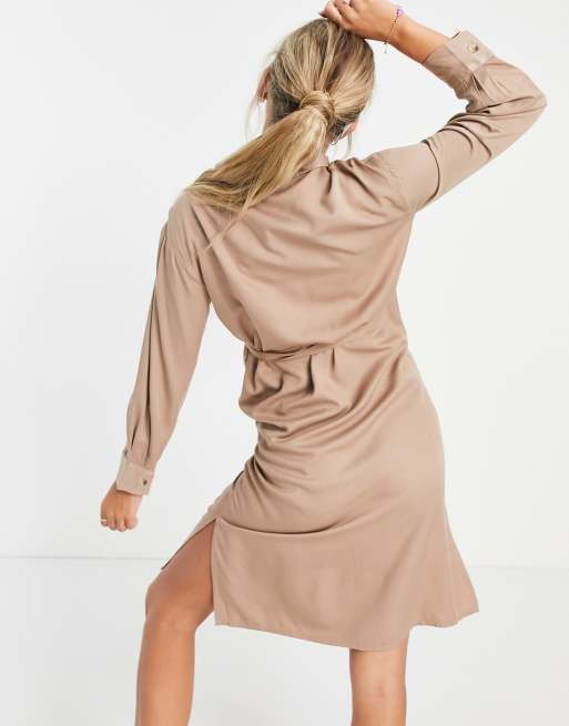 Pieces Maternit Robe chemise taille nou e Beige ASOS