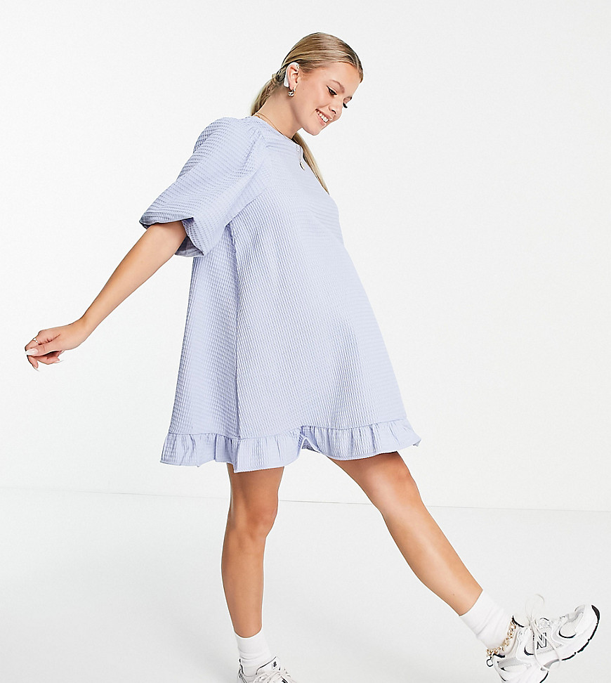 Pieces Maternity – Blå shiftklänning med puffärmar