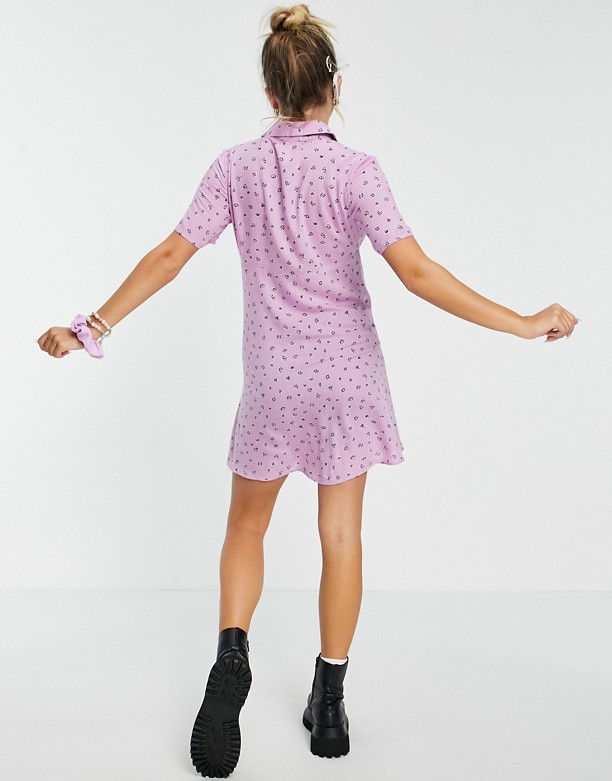  Dostarczać Pieces Maternity – RÓżowa sukienka koszulowa mini w drobny kwiatowy wzÓr RÓżowy z drobnym wzorem