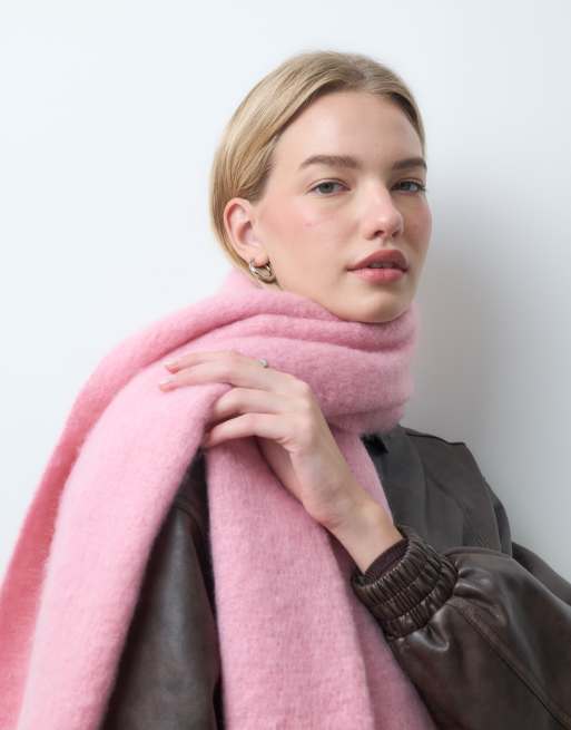 Pieces medium super soft tassel scarf in sea pink, 3 of 3