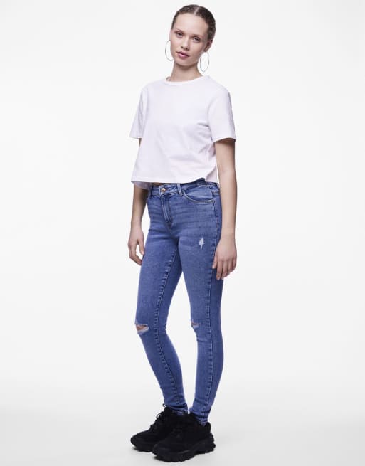 Pieces – Mellanblå jeans med extra smal passform