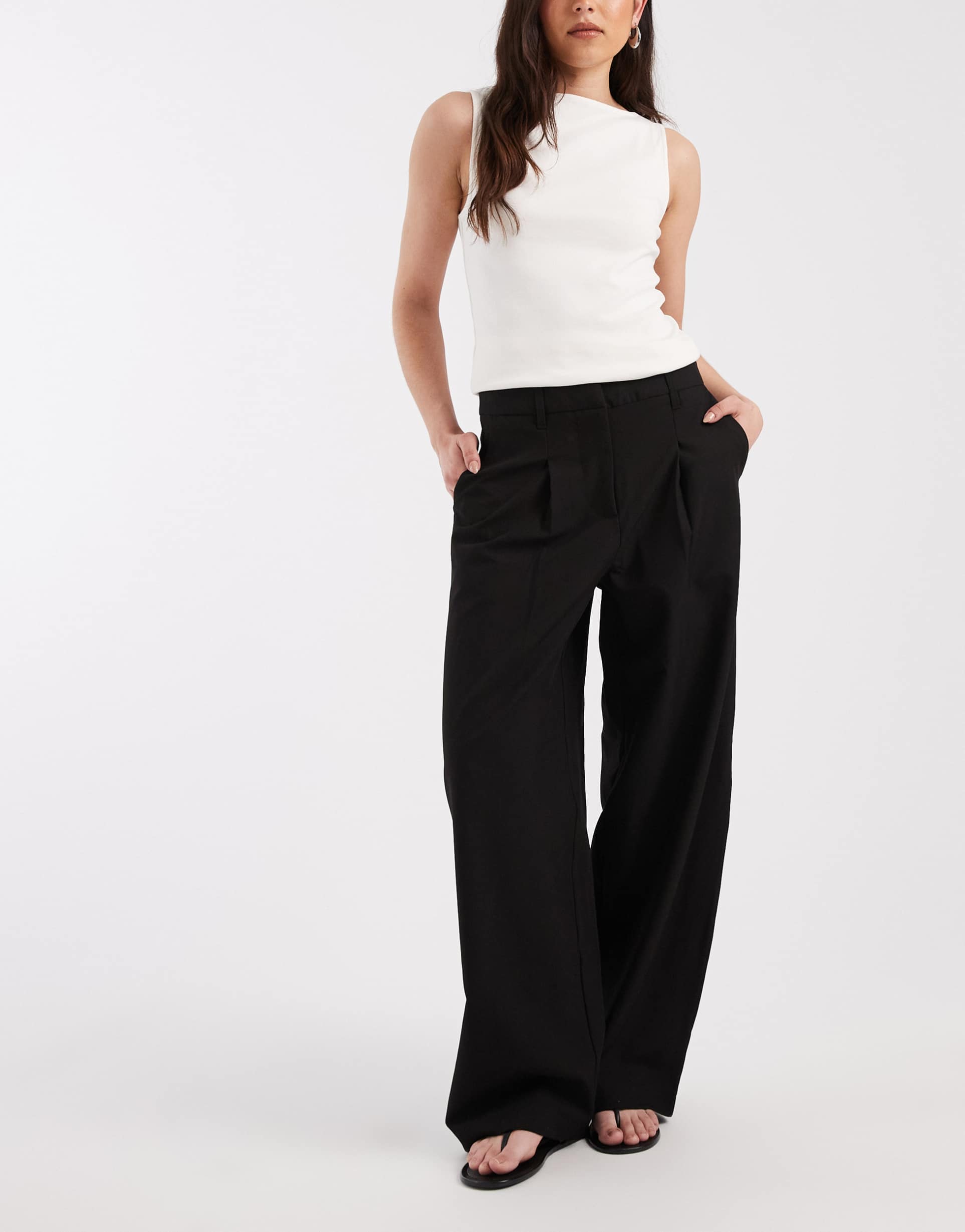 pieces mid waist barrel leg tailored pants in black