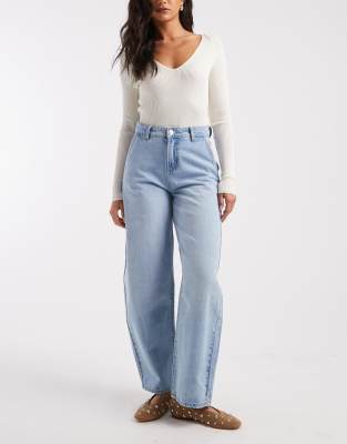 Pieces Mid Waist Barrell Leg Jeans In Blue