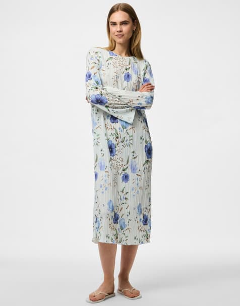 Pieces Midi dress in bit of blue - view 1