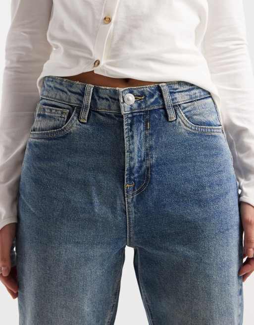 Pieces millie high waisted mom jeans in medium blue denim, 4 of 5