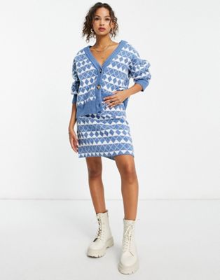 Pieces knitted mini skirt co-ord in blue & white argyle print - ASOS Price Checker