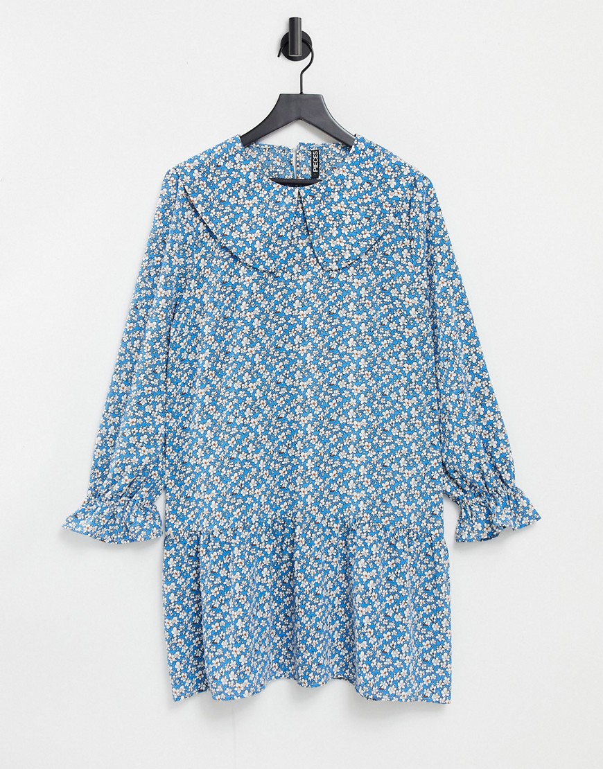Pieces mini smock dress with exaggerated collar in blue ditsy floral-Multi