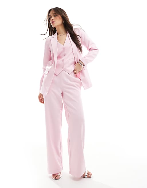 Pink, Set, Match Pink, Set, Match