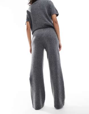 Pieces Mix & Match Cozy Knitted Wide Leg Sweatpants In Gray