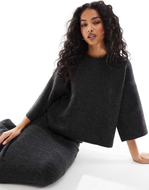 Pieces – Mix & Match – Kurz geschnittener Pullover in Anthrazit, Kombiteil - view 1