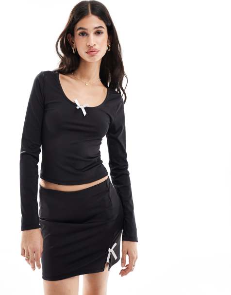Pieces Mix & Match slinky long sleeved top co-ord with pink bow front in black - view 1