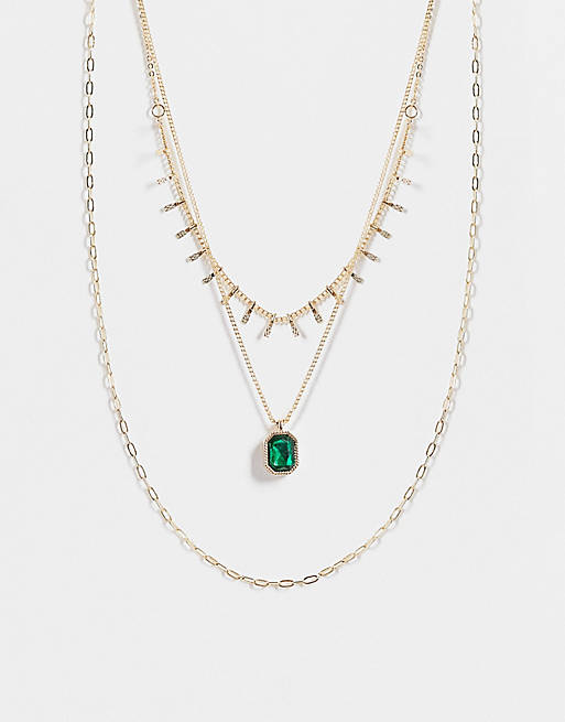 Pieces mixed chain with emerald pendant in gold