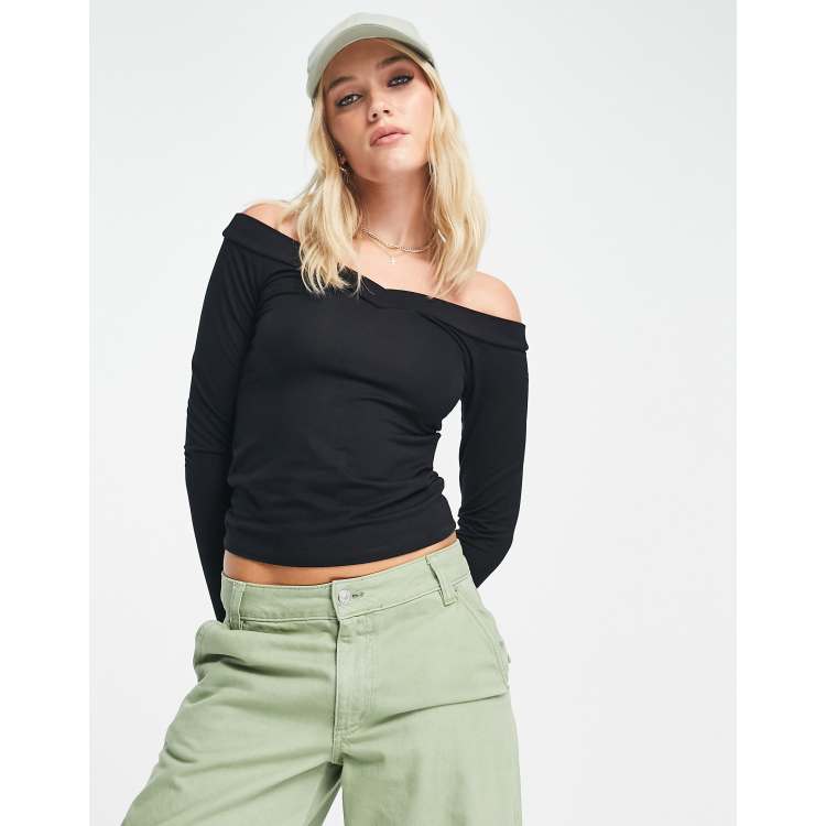 Hollister off hot sale the shoulder top