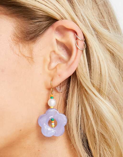 Pieces - Oorbellen met bloemvormige hanger met kraaltjes in blauw