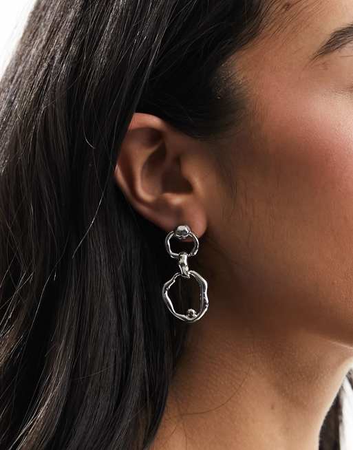 Pieces - Orecchini a cerchio ondulato doppio color argento