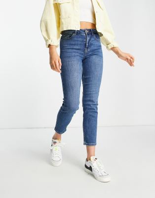 mid waist mom jeans