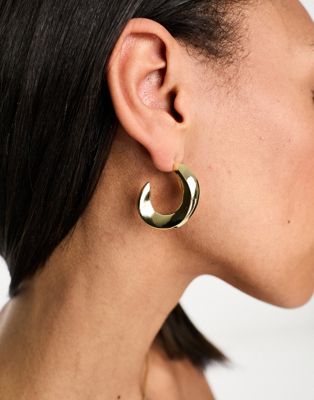 Pieces oval hoop earrings in gold