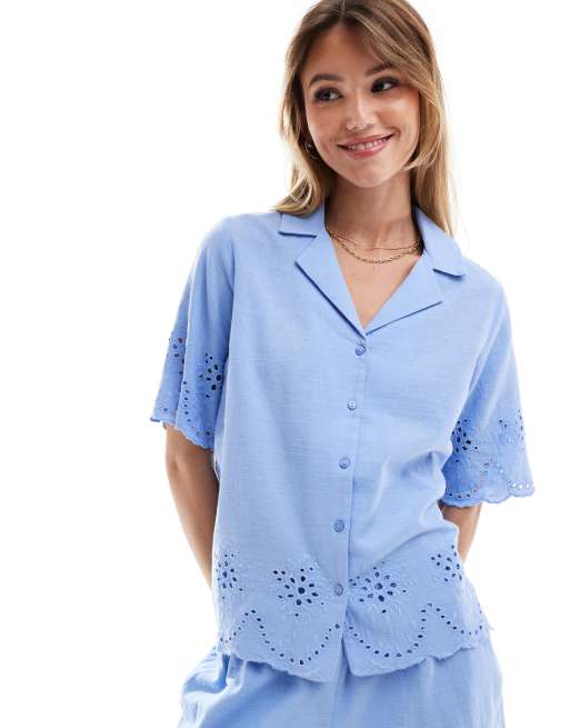 Pieces - Overhemd met broderie in hydrangea blauw, deel van co-ord set