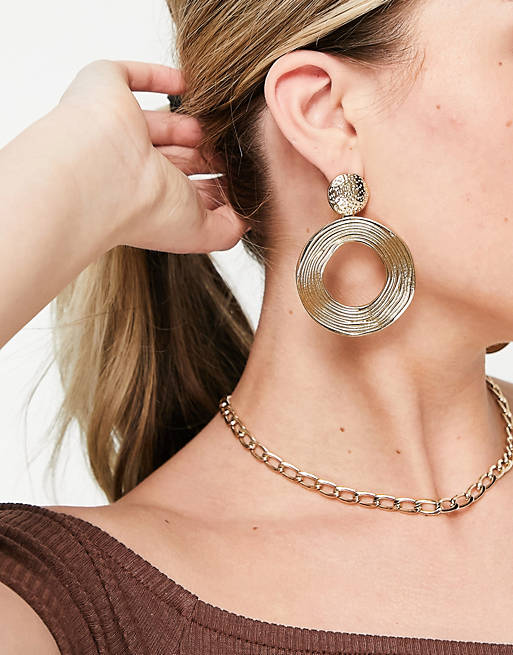 Pieces oversized circle earrings in gold