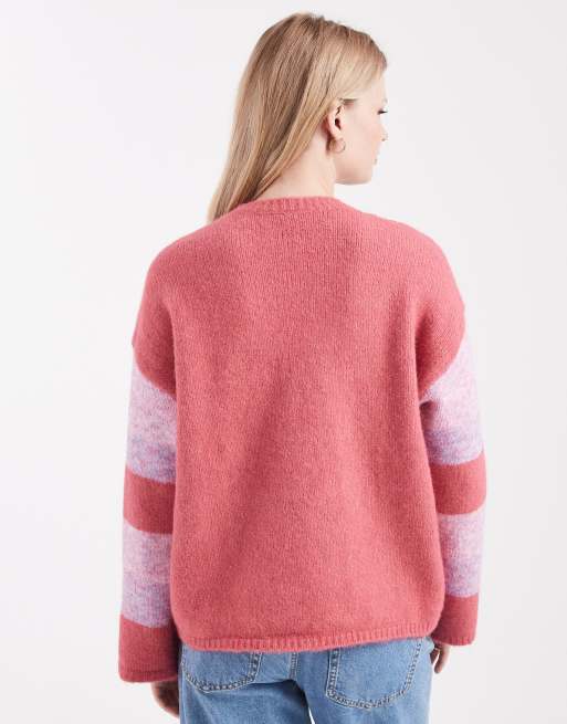 Pieces oversized love heart print jumper in pink, 4 of 4