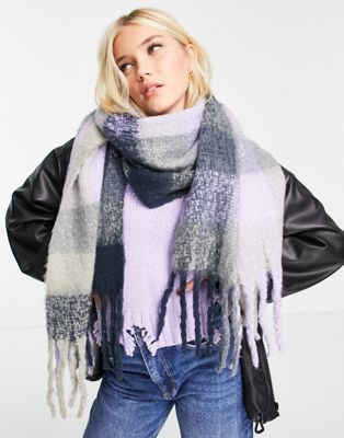 Pieces oversized soft scarf in purple check