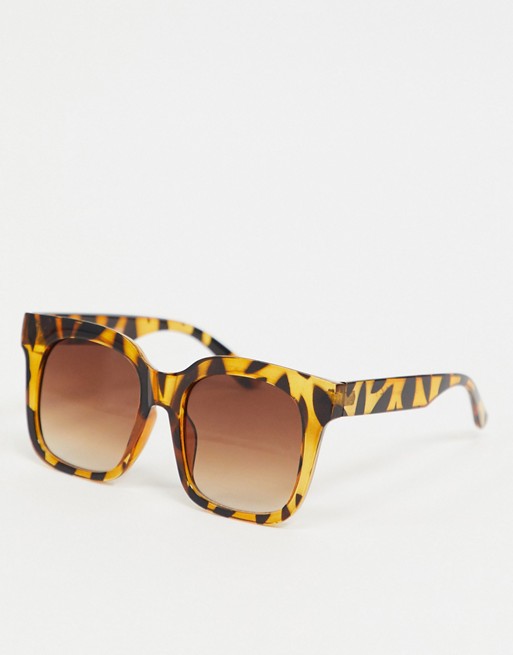 Pieces oversized square sunglasses in brown tortoiseshell