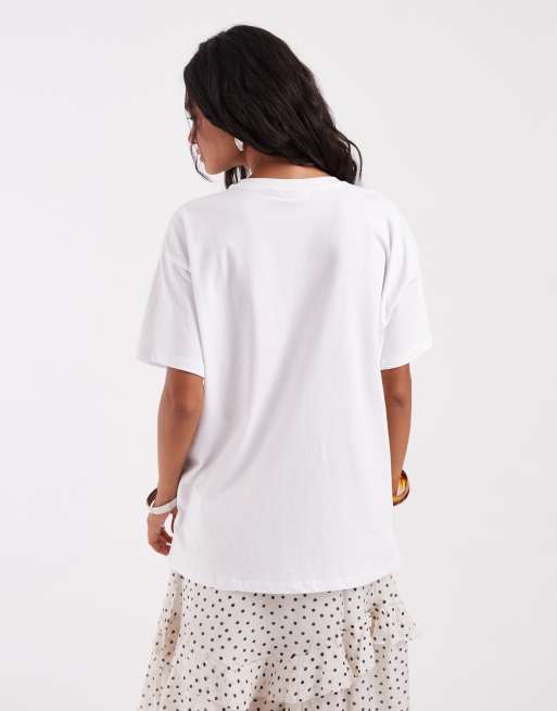 Pieces - Oversized T-shirt met grafische sinaasappelprint in wit, 2 van 4