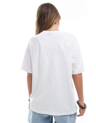Pieces Oversized T-shirt With Cowgirl Graphic In White
